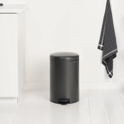 Κάδος με πεντάλ Brabantia NewIcon 1008846, 20 l, Ομαλό κλείσιμο, Αντιολισθητική βάση, Σκούρο γκρι