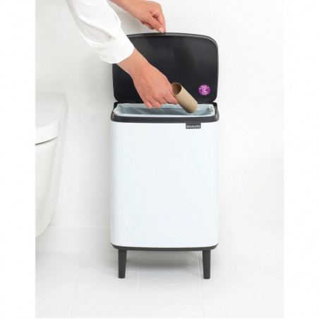 Κάδος Brabantia Bo Small Hi 1006647, 12 l, Ομαλό και αθόρυβο άνοιγμα, Αντιολισθητική βάση, Λευκό