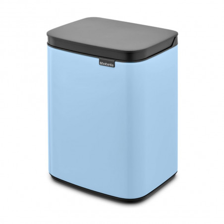 Κάδος Brabantia Bo Small 1006626, 4 L, Ομαλό και αθόρυβο άνοιγμα, Αντιολισθητική βάση, Μπλε ανοιχτόχρωμο