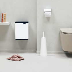 Κάδος Brabantia Bo Small 1006627, 7 L, Ομαλό και αθόρυβο άνοιγμα, Αντιολισθητική βάση, Λευκό