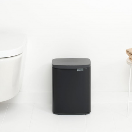 Κάδος Brabantia Bo Small 1006629, 7 L, Ομαλό και αθόρυβο άνοιγμα, Αντιολισθητική βάση, Μαύρο