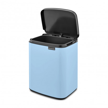 Κάδος Brabantia Bo Small 1006631, 7 L, Ομαλό και αθόρυβο άνοιγμα, Αντιολισθητική βάση, Μπλε ανοιχτόχρωμο