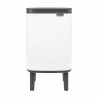 Κάδος Brabantia Bo Small Hi 1006639, 4 L, Ανυψωμένος, Ομαλό και αθόρυβο άνοιγμα, Αντιολισθητική βάση, Λευκό