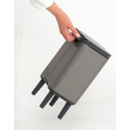 Κάδος Brabantia Bo Small Hi 1006640, 4 L, Ανυψωμένος, Ομαλό και αθόρυβο άνοιγμα, Αντιολισθητική βάση, Γκρι