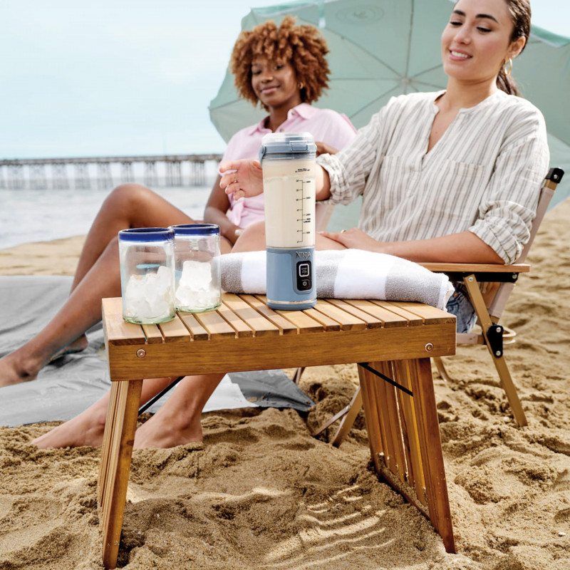 Φορητός μπλέντερ Ninja Blast BC151EUNV, 7,4 W, 530 ml, Ατσάλινο μαχαίρι με 6 λεπίδες, Θρυμματισμός πάγου, Έως 10 κύκλοι, Χωρίς BPA, USB-C, Μπλε