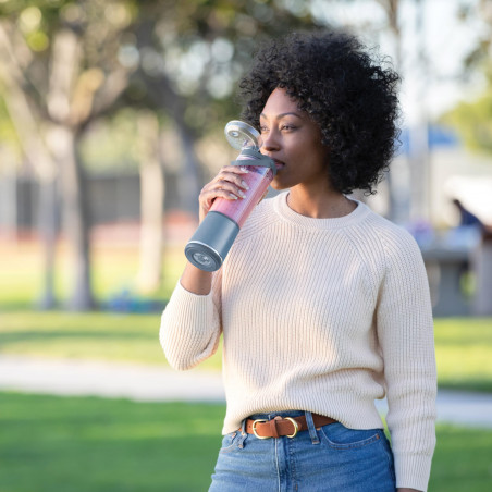 Φορητός μπλέντερ Ninja Blast BC151EUNV, 7,4 W, 530 ml, Ατσάλινο μαχαίρι με 6 λεπίδες, Θρυμματισμός πάγου, Έως 10 κύκλοι, Χωρίς BPA, USB-C, Μπλε