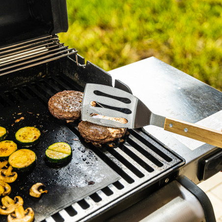 Σετ από 3 σκεύη BBQ Kinghoff KH 1918, Σπάτουλα, Σπάτουλα, Πιρούνι, Ξύλινες λαβές, Βρόχοι για κρέμασμα, Inox/καφέ