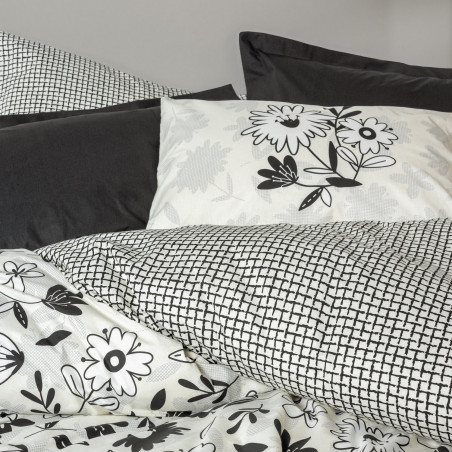Σετ κλινοσκεπασμάτων Cotton Box 129CTN4831, 100% βαμβάκι, 4 τεμάχια, κάλυμμα 200x220 cm, σεντόνι 240x260 cm, μαξιλαροθήκη 50x70 cm, λευκό/μαύρο