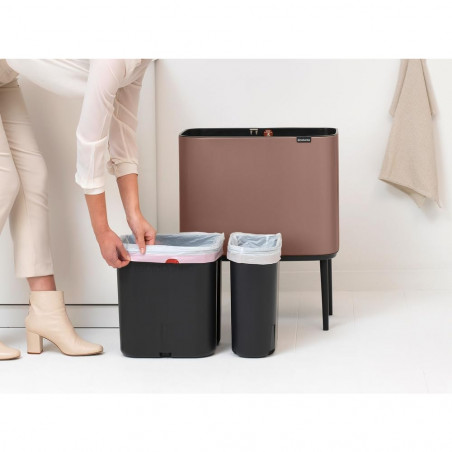 Κάδος Brabantia Bo Touch 1008856, 11+23 l, Ομαλό και αθόρυβο άνοιγμα, Μεγάλο άνοιγμα, Σατέν φινίρισμα, Καφέ