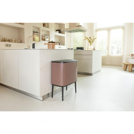 Κάδος Brabantia Bo Touch 1008856, 11+23 l, Ομαλό και αθόρυβο άνοιγμα, Μεγάλο άνοιγμα, Σατέν φινίρισμα, Καφέ