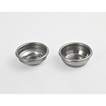 Μηχανή Espresso Finlux FEM-1935D, 2450W, 20 bar, 2,2 l, 250 g, 15 ρυθμίσεις άλεσης, αντλία ULKA, οθόνη αφής, Inox