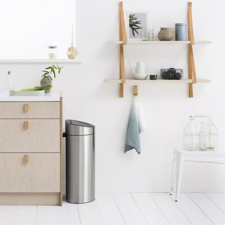 Brabantia Touch Bin New 650528, 40 l, αθόρυβο και ομαλό κλείσιμο, επίπεδη πλάτη, Inox/matt