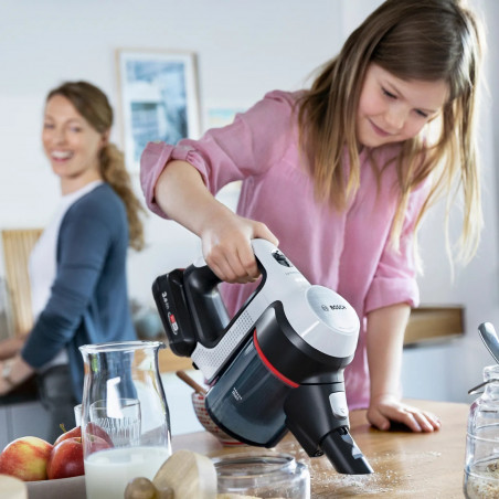 Σκούπα όρθια Bosch Unlimited 7 BBS711W, 300 ml, μοτέρ TurboSpin, φώτα LED, αυτονομία 40 λεπτά, Λευκό/μαύρο