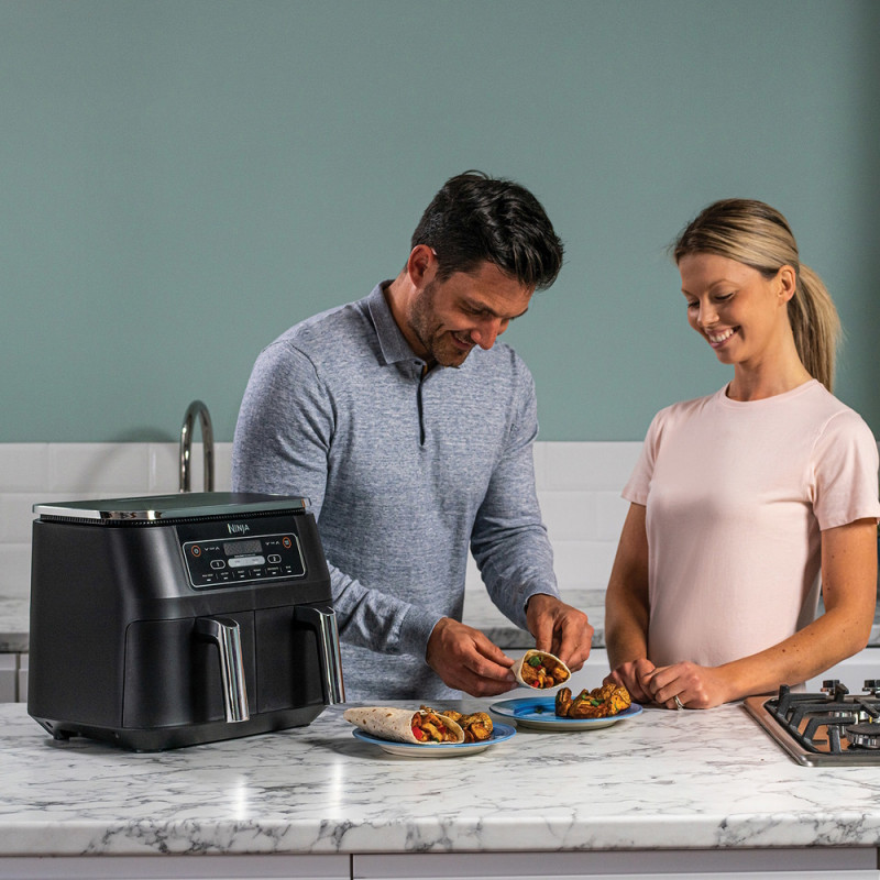 Φριτέζα αέρος με διπλό αποσπώμενο κάδο Ninja AF300EU, 2470W, 7.6 L, 6 προεπιλεγμένα προγράμματα, Μαύρο