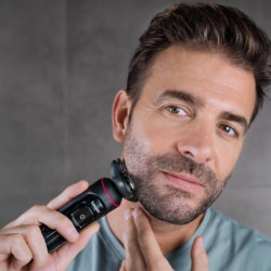 Ηλεκτρική ξυριστική μηχανή Beurer MN8X, 60 λεπτά, Μαγνητικό κράτημα, Κεφαλή 360°, Γρήγορη φόρτιση, LED, Υγρό/στεγνό, USB-C, Μαύρο