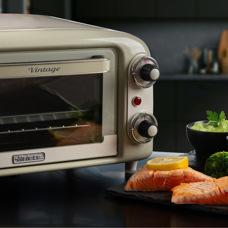 Ηλεκτρικός φούρνος Ariete VINTAGE 3919/03, 800W, 10 l, 3 λειτουργίες, Μέχρι 230°C, Διπλό θερμικό γυαλί, Χρονοδιακόπτης 60 λεπτά, Μπεζ