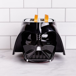 Τοστιέρα Uncanny Brands Darth Vader, 650W, ρυθμιζόμενο ψήσιμο, αυθεντικοί ήχοι και φώτα Star Wars, μαύρο