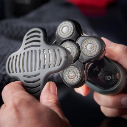 Ξυριστική μηχανή για το κεφάλι Remington RX7 XR1600 Ultimate Series, αυτονομία 60 λεπτά, αδιάβροχη, με κινητή κεφαλή, λειτουργία Turbo, ατσάλινες λεπίδες, ενδείξεις λειτουργίας, Μαύρο/πράσινο