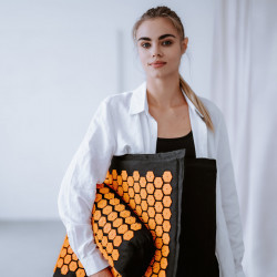 Medivon Chronos acupressure στρώμα, 23x48 cm, Υποαλλεργικό, Βελτίωση της κυκλοφορίας του αίματος και του ύπνου, Ανακούφιση από τη μυϊκή ένταση, +Τσάντα, Μαύρο/πορτοκαλί