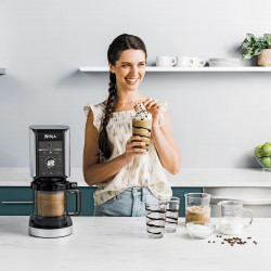 Παγωτομηχανή Ninja Creami Deluxe NC502EU, 800W, 10 προγράμματα, 2 δοχεία 709 ml, CREAMify, Μαύρο