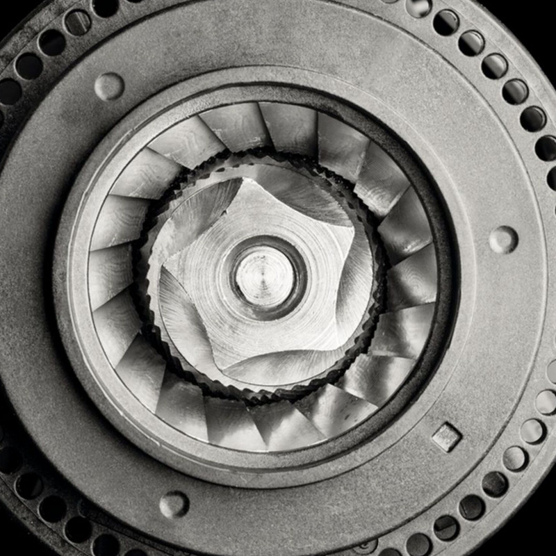 Καφετιέρα Krups Arabica Latte EA819E10, 1450W, 15 bar, 1.7 l, LCD, 5 προγράμματα, 3 λειτουργίες, 3 ρυθμίσεις θερμοκρασίας και αρώματος, Milk Comfort / One Touch Cappuccino, Μαύρο