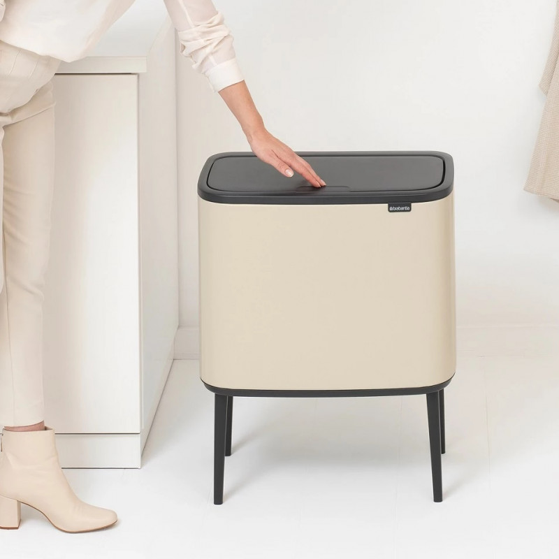 Κάδος Brabantia Bo Touch 1005546, 36 l, Ομαλό και αθόρυβο άνοιγμα, Μεγάλο άνοιγμα, Μπεζ