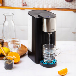 Διανομέας ζεστού νερού Klausberg KB 7877, 2600W, 2.5l, 95°C, 400-500ml/min, ένδειξη στάθμης νερού, CE, RoHS, Μαύρο