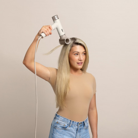 Στεγνωτήρας μαλλιών Shark HD334EU, 1700W, Διαχυτής, 3 λειτουργίες, 3 εξαρτήματα, Προστασία από θερμική βλάβη, 110°C, Ιονιστής, Λευκό