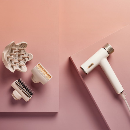 Στεγνωτήρας μαλλιών Shark HD334EU, 1700W, Διαχυτής, 3 λειτουργίες, 3 εξαρτήματα, Προστασία από θερμική βλάβη, 110°C, Ιονιστής, Λευκό