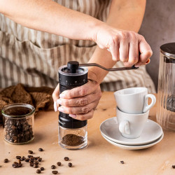 Χειροκίνητος μύλος καφέ Kinghoff KH 2002, 30 g, Κεραμικός μηχανισμός, Σταδιακή ρύθμιση λεπτότητας, Μαύρο