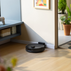 Прахосмукачка робот Roborock Q10 PF+, 10000 Pa, 150 мин, 0.35 л, Wi-Fi, Сухо/мокро, Автоматично повдигане на мопа, 360° LiDAR, 3D картографиране, Гласово управление, Черен