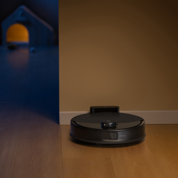 Прахосмукачка робот Roborock Q10 PF+, 10000 Pa, 150 мин, 0.35 л, Wi-Fi, Сухо/мокро, Автоматично повдигане на мопа, 360° LiDAR, 3D картографиране, Гласово управление, Черен