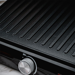 Ηλεκτρική σχάρα Rosberg R51442M, 2000W, Grill, αντικολλητικές πλάκες-29x23 cm, άνοιγμα 180°C, Inox/μαύρο