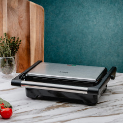 Ηλεκτρική γκριλιέρα Rosberg R51442I, 1500W, 180° άνοιγμα πλάκας, Αντικολλητική,Δίσκος για τα λίπη, Ανοξείδωτο/μαύρο