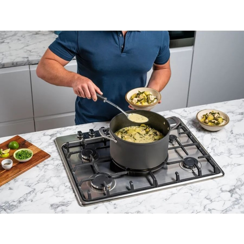 Σετ κατσαρόλες Ninja ZeroStick C33300DE, 6 τεμάχια, Έως 260°C, Αντικολλητική επίστρωση, Χωρίς PFAS, Γυάλινο καπάκι, Επαγωγή, Μαύρο