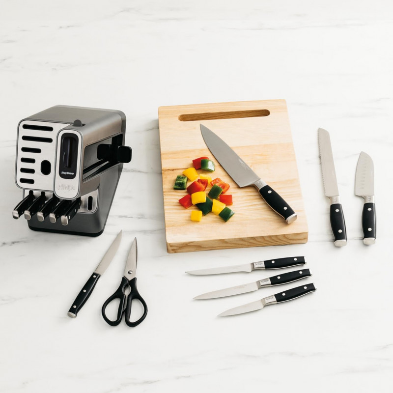 Σετ μαχαιριών κουζίνας με ακονιστήρι Ninja K32014EUUK, 6 τεμαχίων, StaySharp, Εργονομικός σχεδιασμός, Ασημί/μαύρο