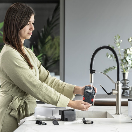 Εσπρέσο μηχανή DeLonghi Rivelia Onyx Black EXAM440.55.B, 1450W, 19 bar, 1,4 l, 16 ροφήματα, Aroma, LatteCrema Hot, Twin Shot, Bean Adapt, οθόνη αφής TFT, μαύρο ματ