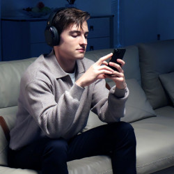 Ασύρματα ακουστικά Edifier WH950NB Black, 40 mm, 55 ώρες, Δυναμικοί οδηγούς με επίστρωση τιτανίου, 3 λειτουργίες, Χρονοδιακόπτης, Bluetooth V5.4, ANC, ENC, Hi-Res, Μαύρο