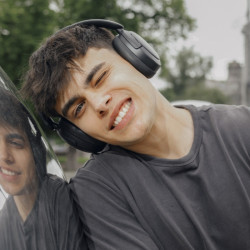 Ασύρματα ακουστικά Edifier W800BT Pro BL, 40 mm, 45 ώρες, A.I, Δυναμικά ηχεία με επίστρωση τιτανίου, ANC, BT V5.4, Hi-Res, Multipoint, Λειτουργίες EQ, ConneX, Μαύρο