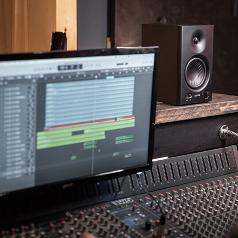 Ηχεία Edifier MR4 BL, 42W RMS, RCA, AUX, TRS, Υψηλής και χαμηλής συχνότητας ηχεία 1"/4", 2 λειτουργίες, Μαύρο