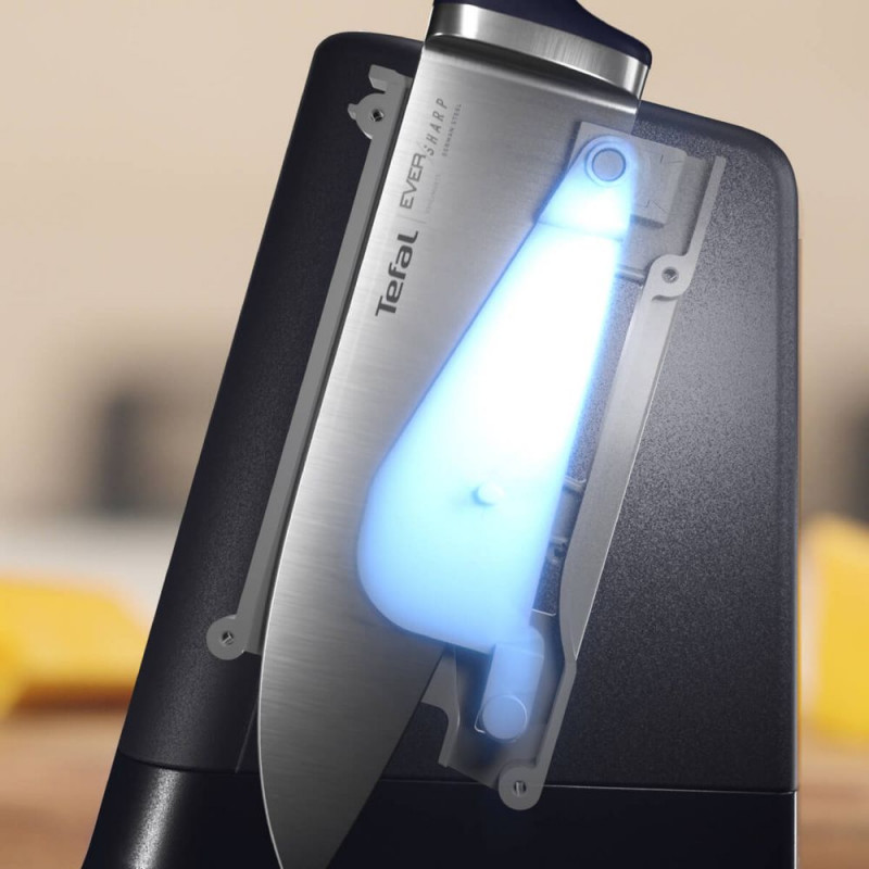 Μαχαίρι κουζίνας Tefal K297S244, 20 cm, Ανοξείδωτο ατσάλι, Βάση με ενσωματωμένο ακονιστήρι, Προστατευτικό για τα δάχτυλα, Μαύρο