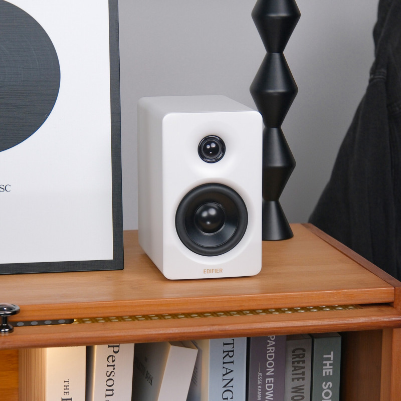 Ηχεία Edifier M60 WH, 66W RMS, Bluetooth V5.3, Hi-Res & Hi-Res, DSP, USB-C, 3.5 AUX, ConneX, Χειροποίητο περίβλημα, Λευκό