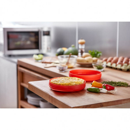 Σκεύος για την παρασκευή ομελέτας στο φούρνο μικροκυμάτων Lekue 1009030, 25x19x5 cm, πλατινένιο σιλικόνη, από -60 έως +220C, διαφανές/κόκκινο
