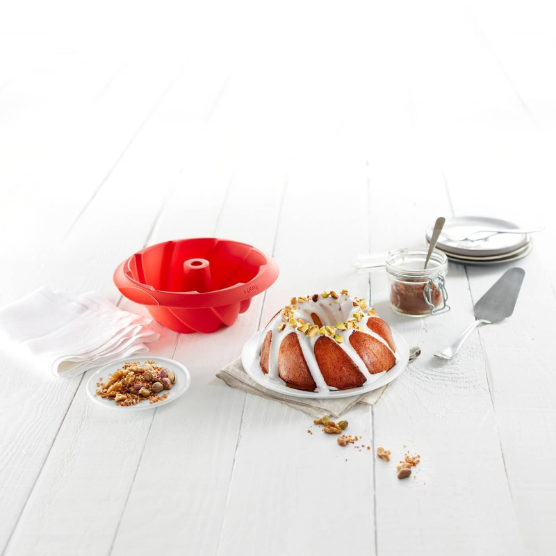 Φόρμα ψησίματος Lekue 1009480, Ø22x8 cm, 1 l, πλατινένιο σιλικόνη, από -60°C έως +220°C, κόκκινο