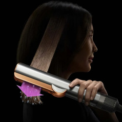 Πρέσα μαλλιών Dyson HT01 Airstrait Amsi/Pkcp 143343-01, 1600W, Max 140C, Ιονισμός, 6 επίπεδα θερμοκρασίας, Προστασία των μαλλιών, Επίστρωση χαλκού, Οθόνη LCD, Κεχριμπάρι/ροζ σαμπάνια