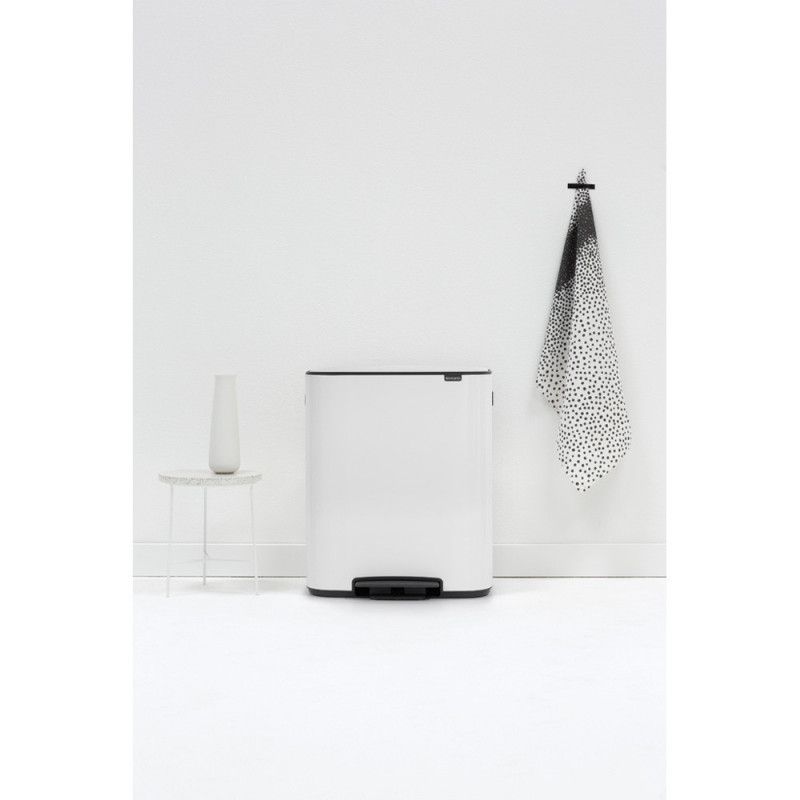 Κάδος απορριμμάτων Brabantia Bo Pedal 1003188, 2x30 λίτρα, Ομαλό κλείσιμο, Αντιολισθητική βάση, Λευκό