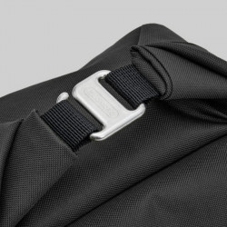 Θερμός σάκος για μεσημεριανό Black+Blum LBB018, 6,7 λίτρα, 33,5 × 15,5 × 31 cm, Αδιάβροχος, Τυλίγεται, Ιμάντας μεταφοράς, Χωρίς BPA, Μαύρος