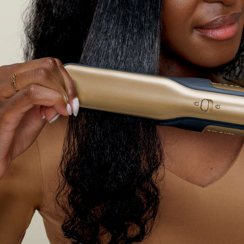 Σίδερο μαλλιών και πιστολάκι 5 σε 1 Shark Glam Multistyler HD6052SEU, 1500 W, 3 ταχύτητες, 6 ρυθμίσεις θερμοκρασίας, 100-220 °C, κεραμικά στοιχεία, ιονισμός, αυτόματη τυλίξιμο Coanda, Gloss Lock, χρυσό