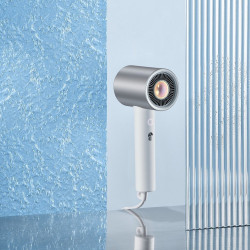 Στεγνωτήρας μαλλιών Xiaomi Water Ionic Hair Dryer H500 BHR5851EU, 1800 W, Ιονική θεραπεία με νερό, NTC, Εναλλασσόμενος ζεστός/κρύος αέρας, Μεταλλικό περίβλημα, Λευκό