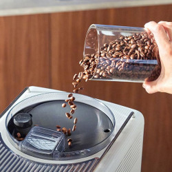 Αυτόματη καφετιέρα Philips Café Aromis 8000 EP8757/20, 1500 W, 15 bar, 1,5 λίτρα, 54 ροφήματα, LatteGo Pro, SilentBrew, BrewExtract, Quiet Mark, οθόνη αφής, HomeID, γκρι